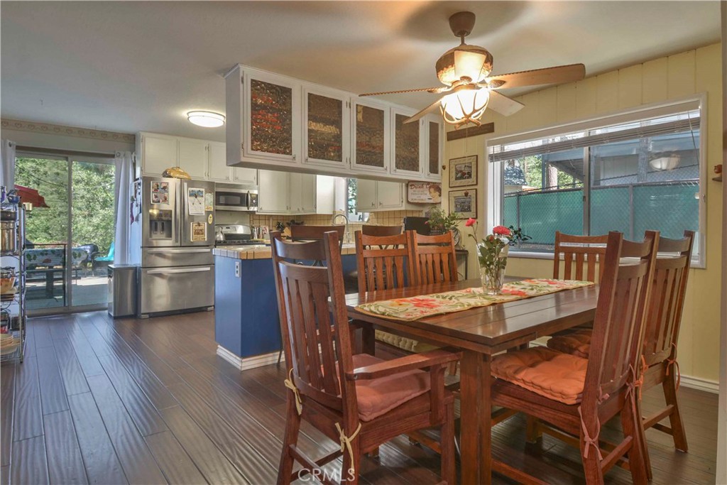 1353 Golden Rule Lane Property Photo 7