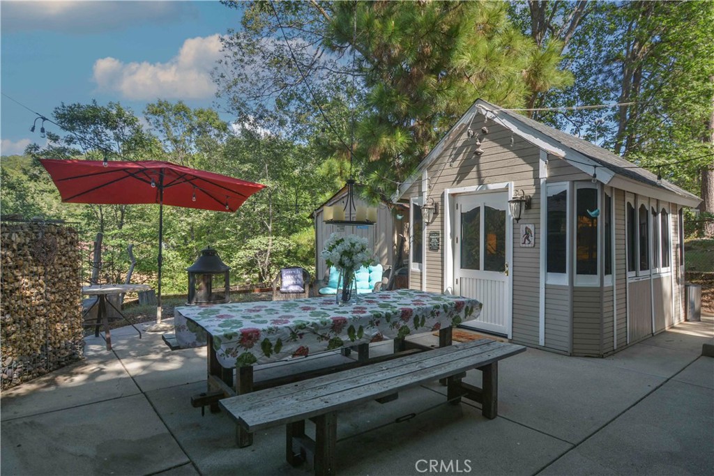 1353 Golden Rule Lane Property Photo 14