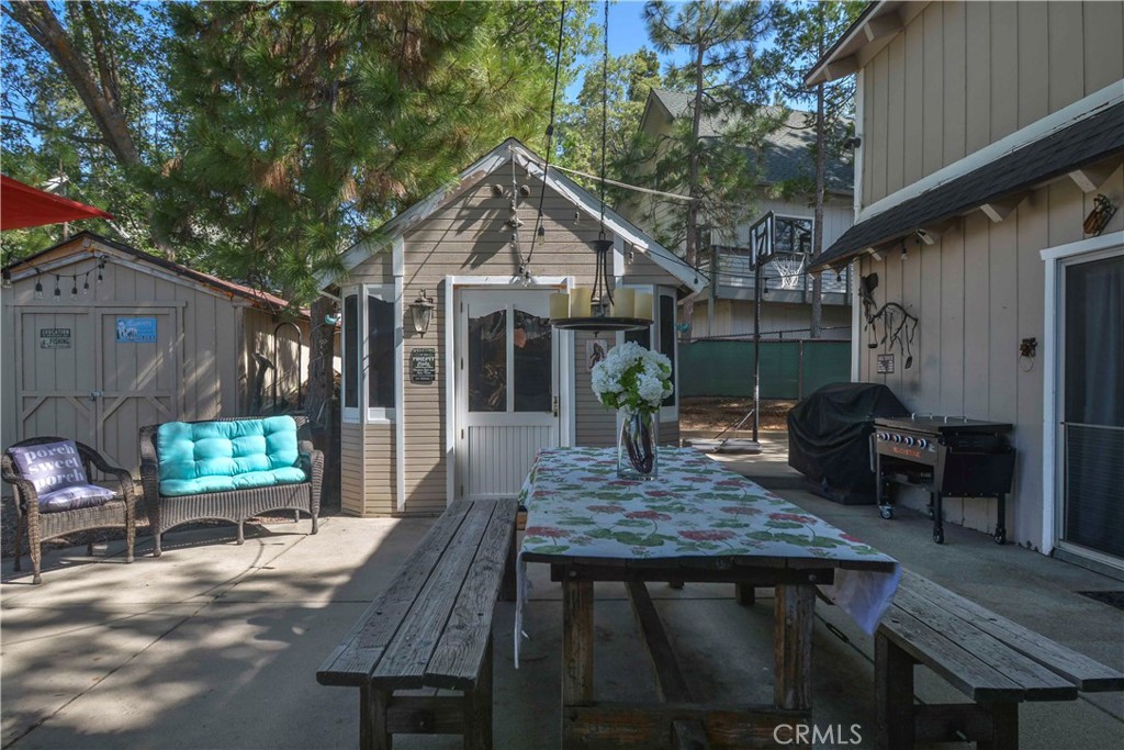 1353 Golden Rule Lane Property Photo 15
