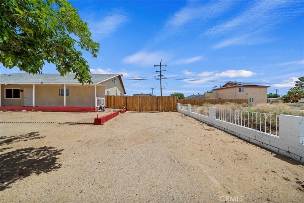 20548 Neuralia Road Property Photo 11