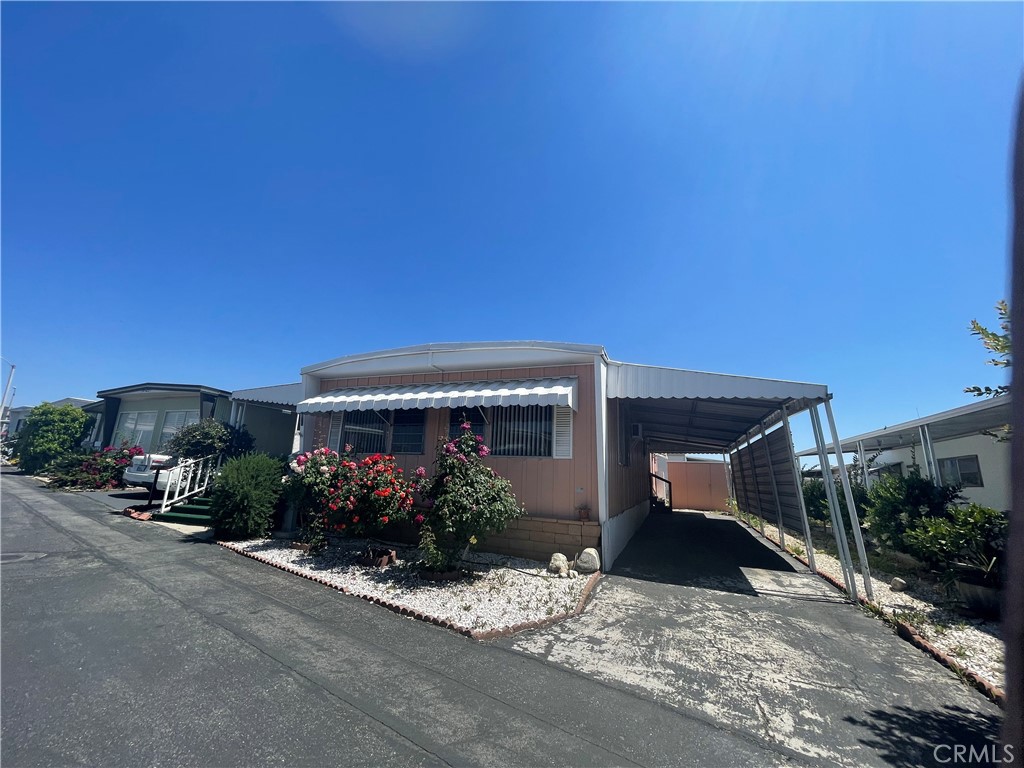 12220 5th 146 Property Photo 1