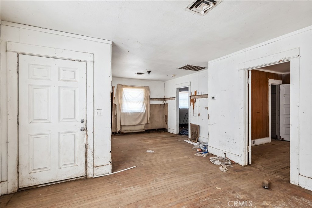 518 A Street Property Photo 9
