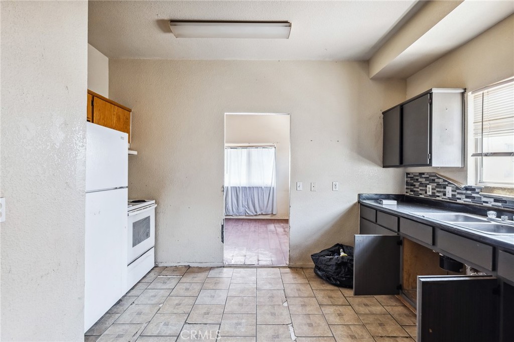 518 A Street Property Photo 31
