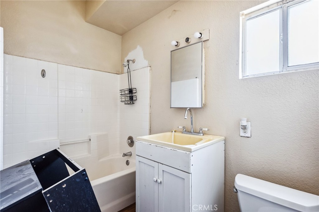 518 A Street Property Photo 34