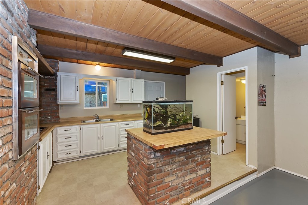 197 Weisshorn Drive Property Photo 3