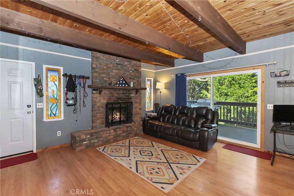 197 Weisshorn Drive Property Photo 8