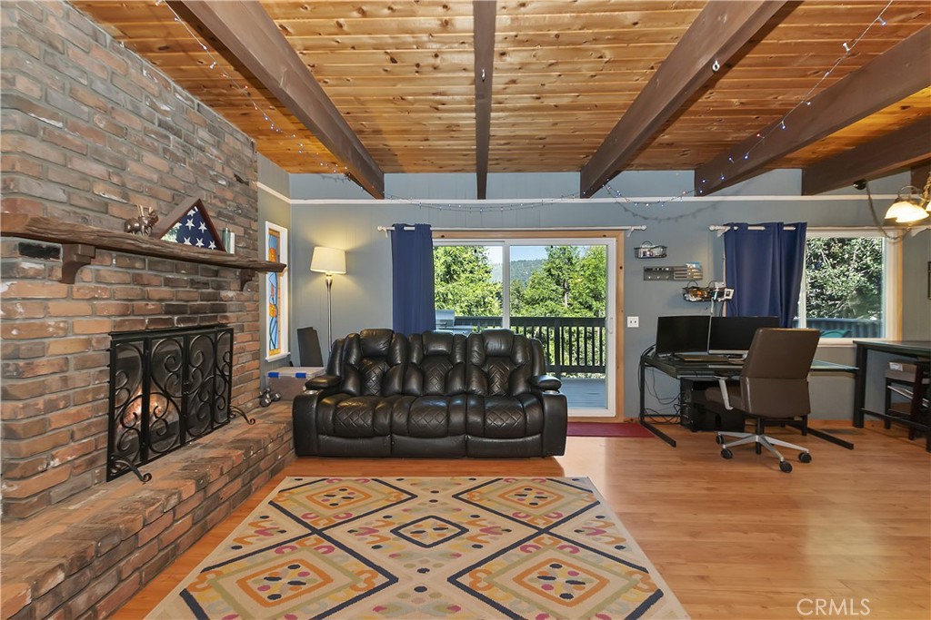 197 Weisshorn Drive Property Photo 9