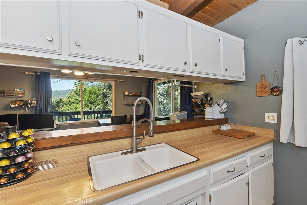 197 Weisshorn Drive Property Photo 12