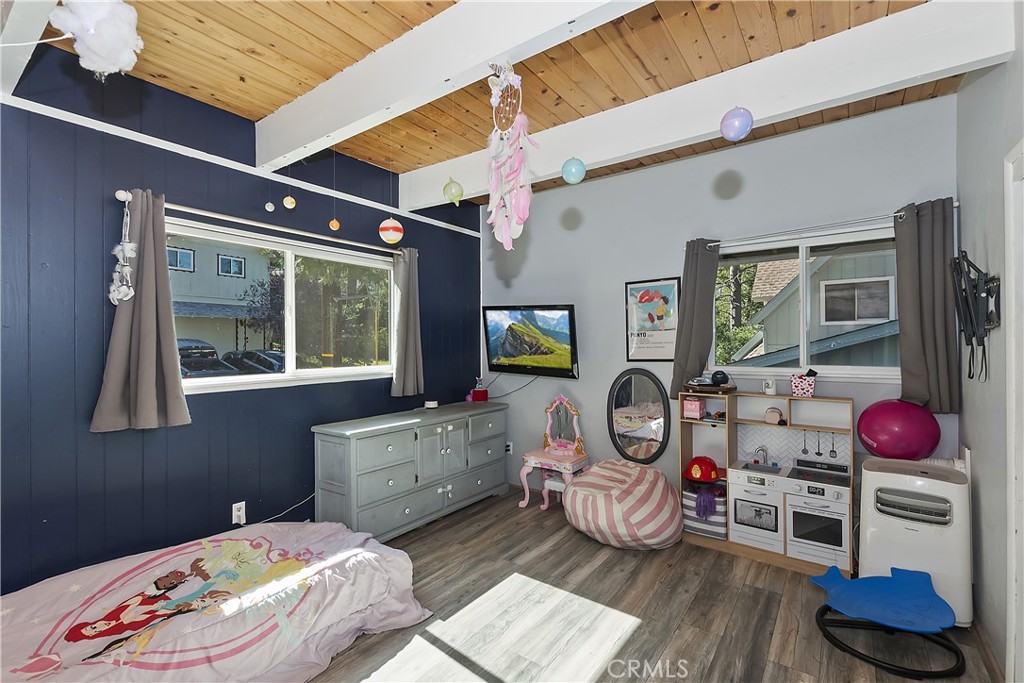 197 Weisshorn Drive Property Photo 22