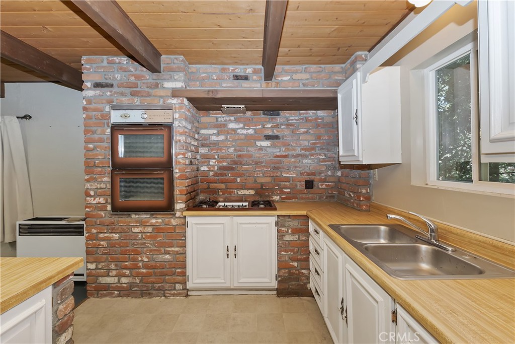 197 Weisshorn Drive Property Photo 36