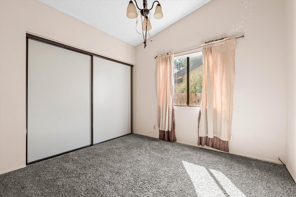 14237 Poplar Street Property Photo 19