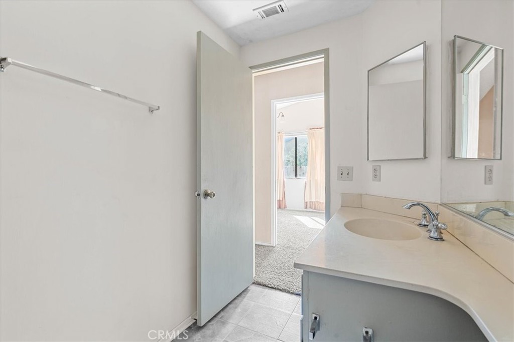 14237 Poplar Street Property Photo 22
