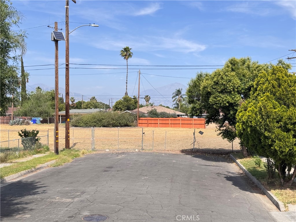 1750 W Cleveland Street Property Photo 2