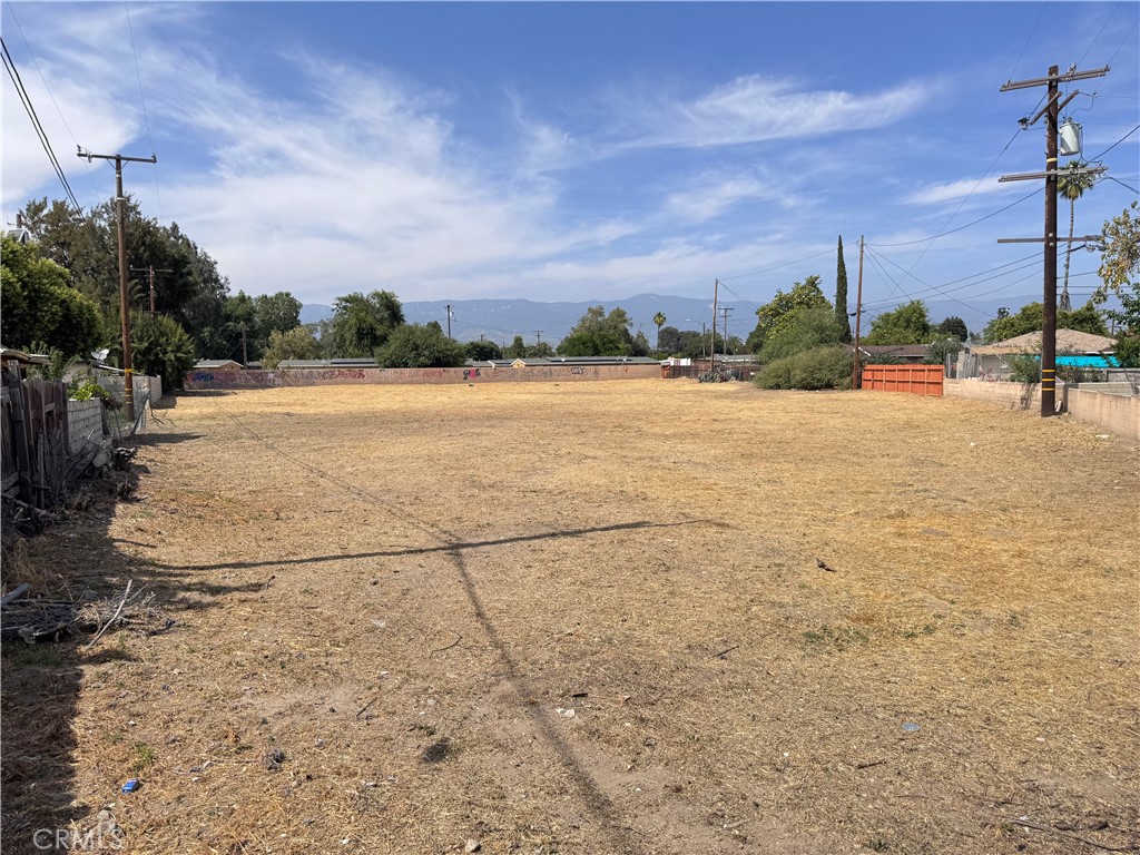 1750 W Cleveland Street Property Photo 3