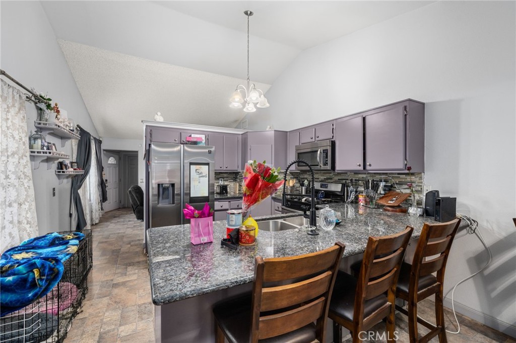 12325 Bellflower Court Property Photo 6