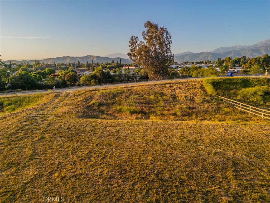 34077 5th Place Property Photo 9