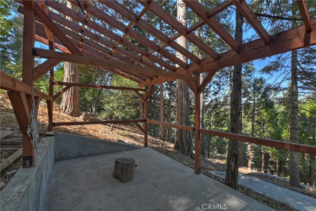 28545 Wabash Drive Property Photo 3