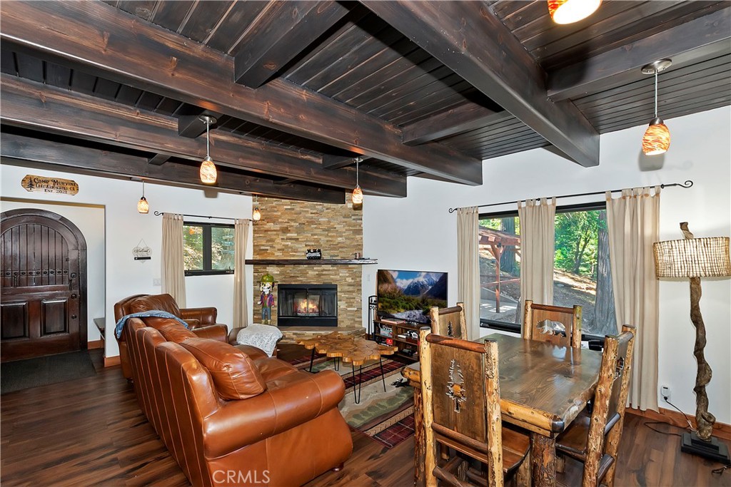 28545 Wabash Drive Property Photo 4