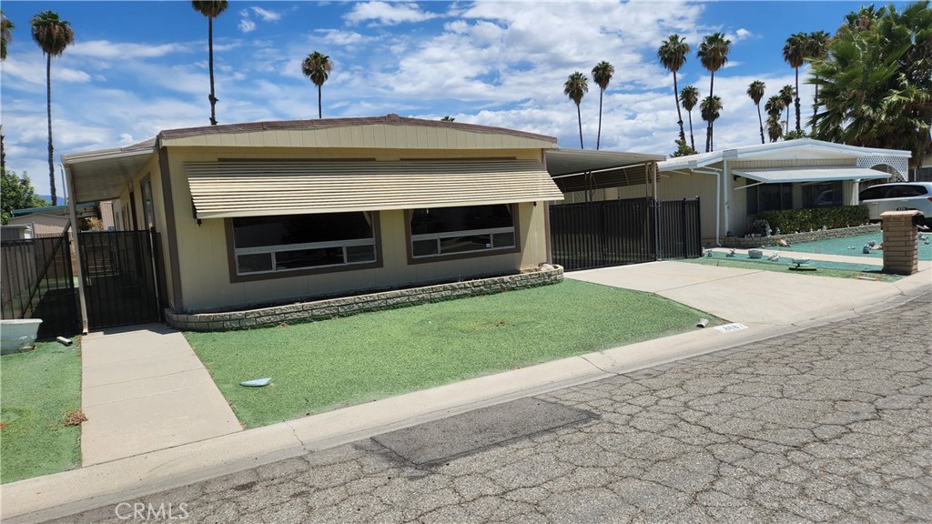 868 Santo Tomas Drive Property Photo 1