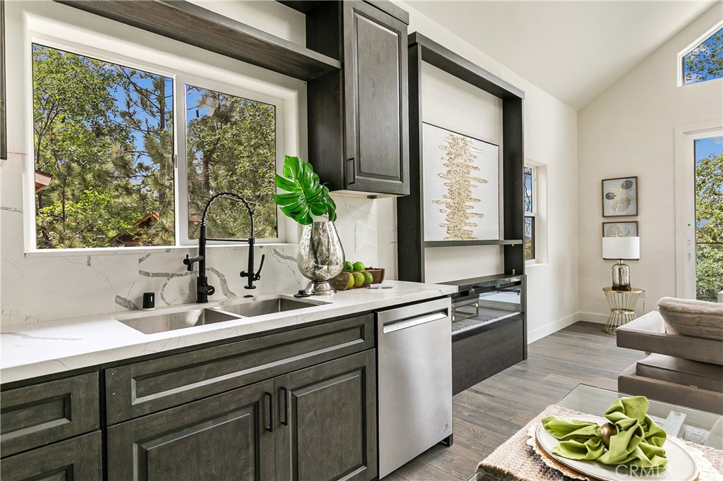 1670 Grass Valley Road Property Photo 28