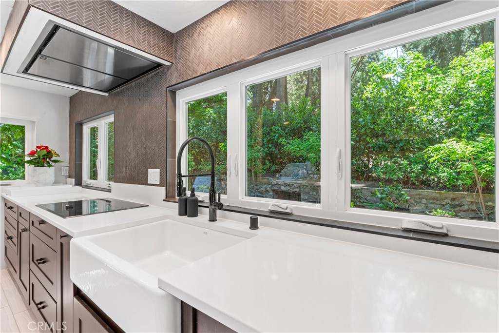 609 Millburn Road Property Photo 12