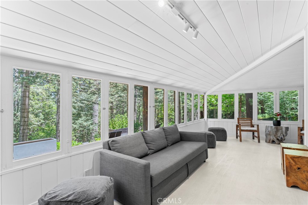 609 Millburn Road Property Photo 22