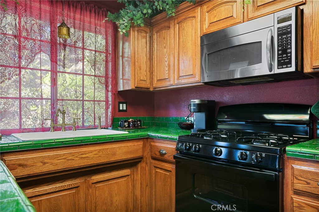23594 Hillside Drive Property Photo 19