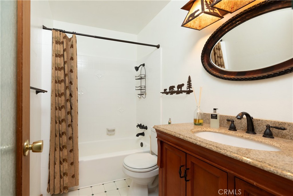 1268 Aleutian Drive Property Photo 13