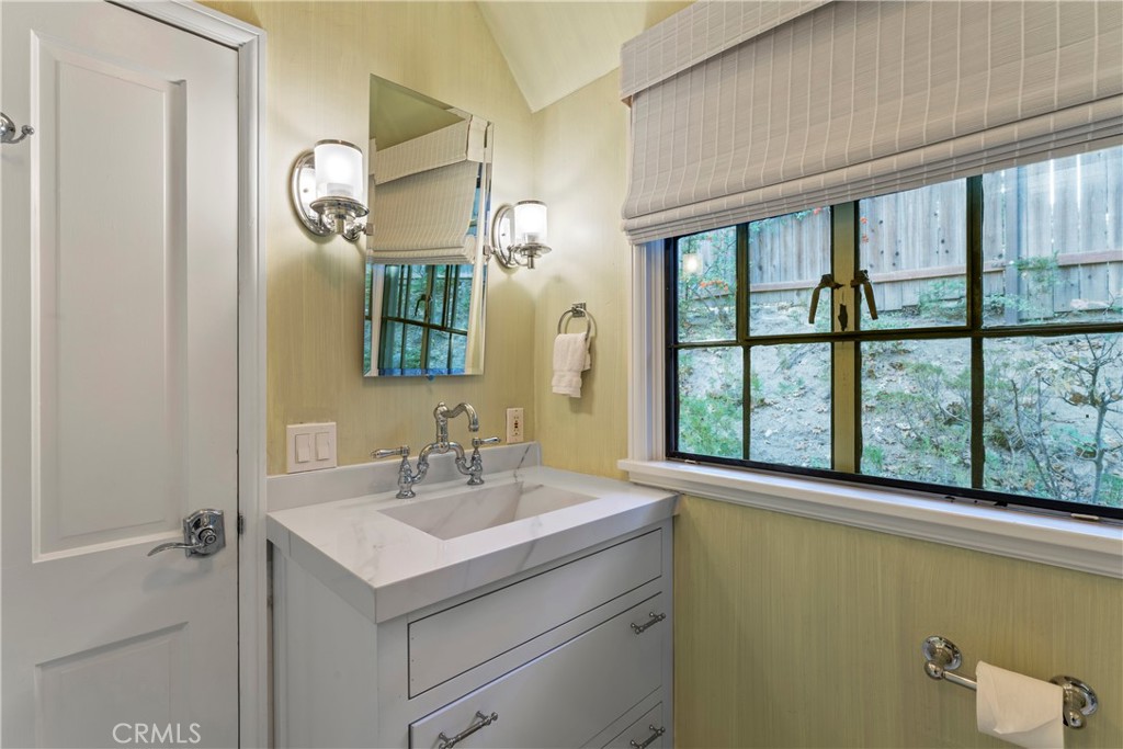 27625 High Knoll Road Property Photo 27