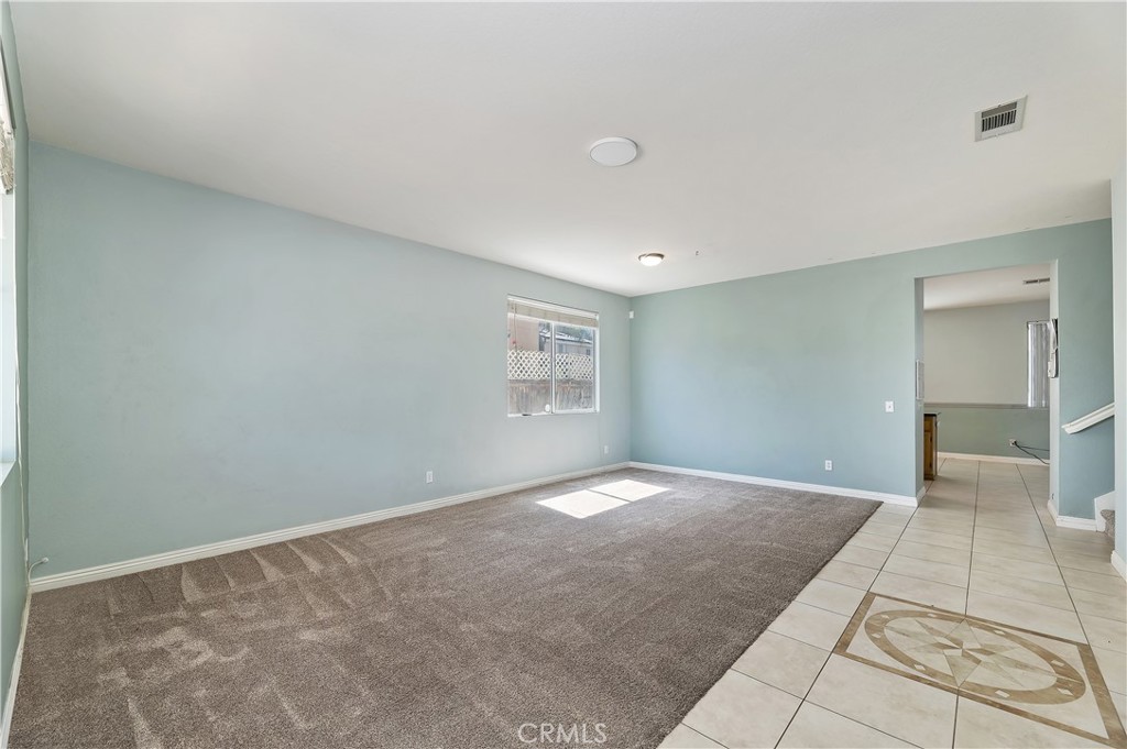 3831 Seattle Street Property Photo 5
