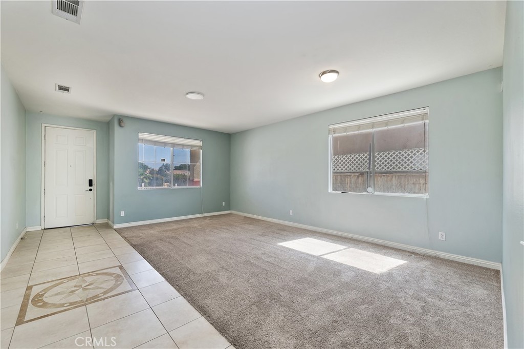 3831 Seattle Street Property Photo 7
