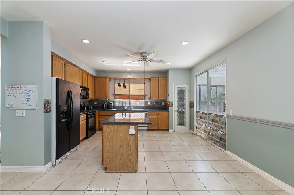 3831 Seattle Street Property Photo 8