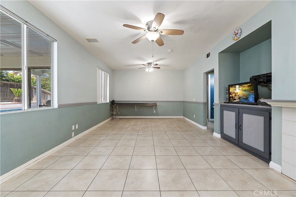 3831 Seattle Street Property Photo 14