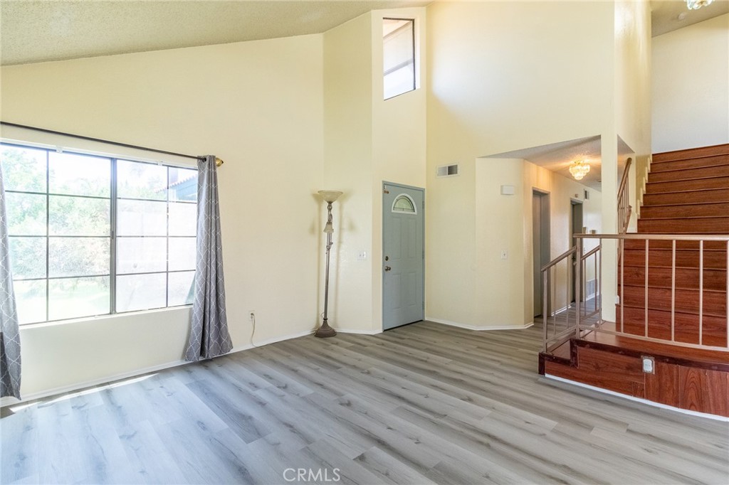 1573 E Brockton Avenue Property Photo 7