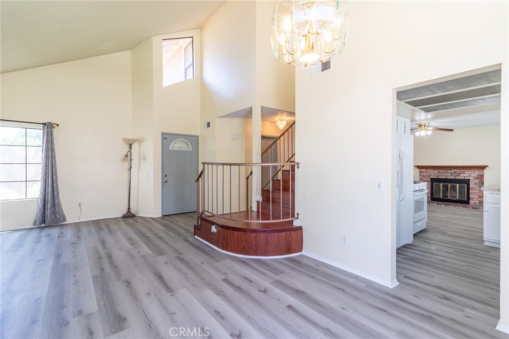 1573 E Brockton Avenue Property Photo 10