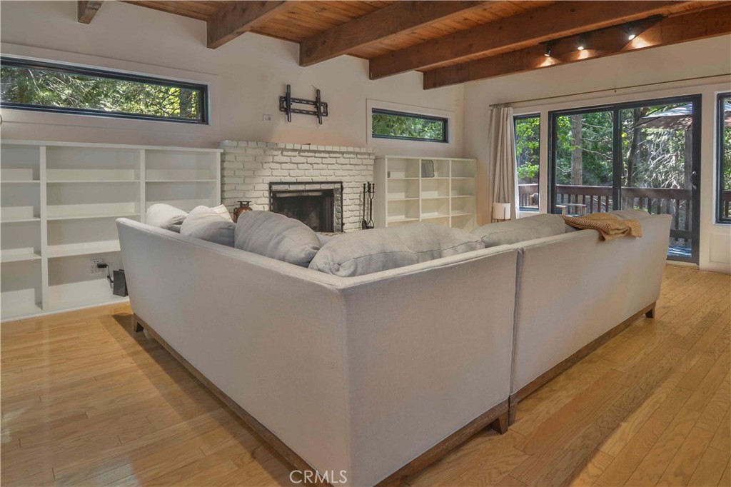 644 Grass Valley Road Property Photo 4