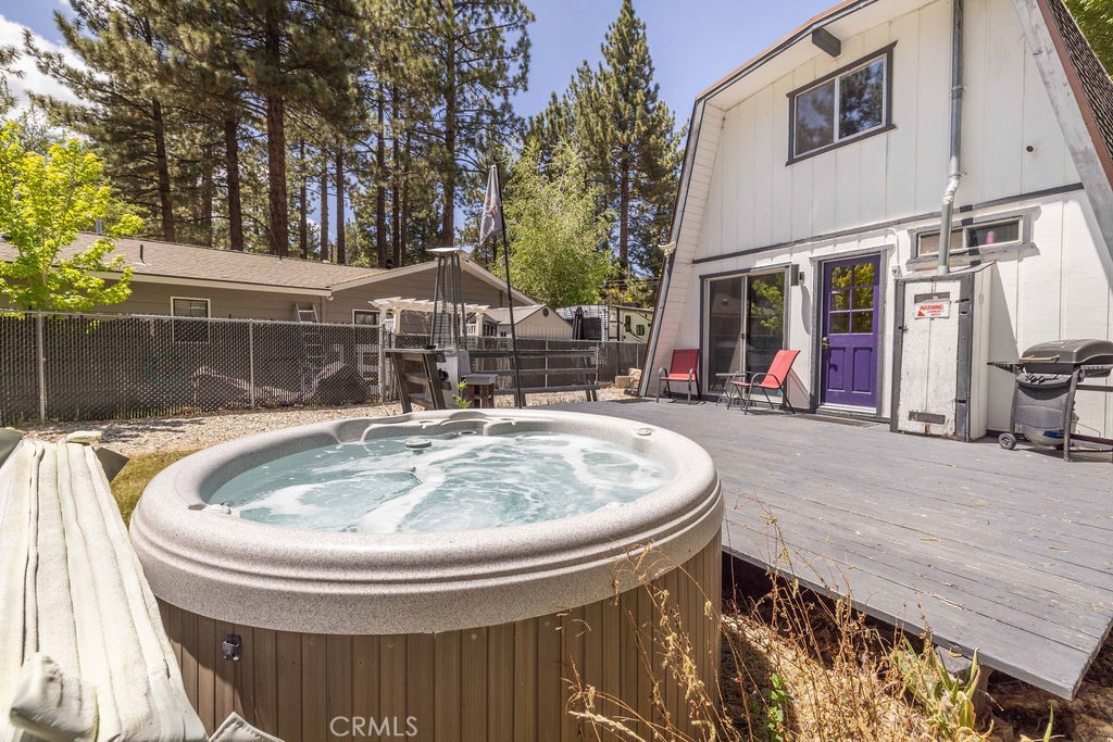 1012 E Fairway Boulevard Property Photo 18