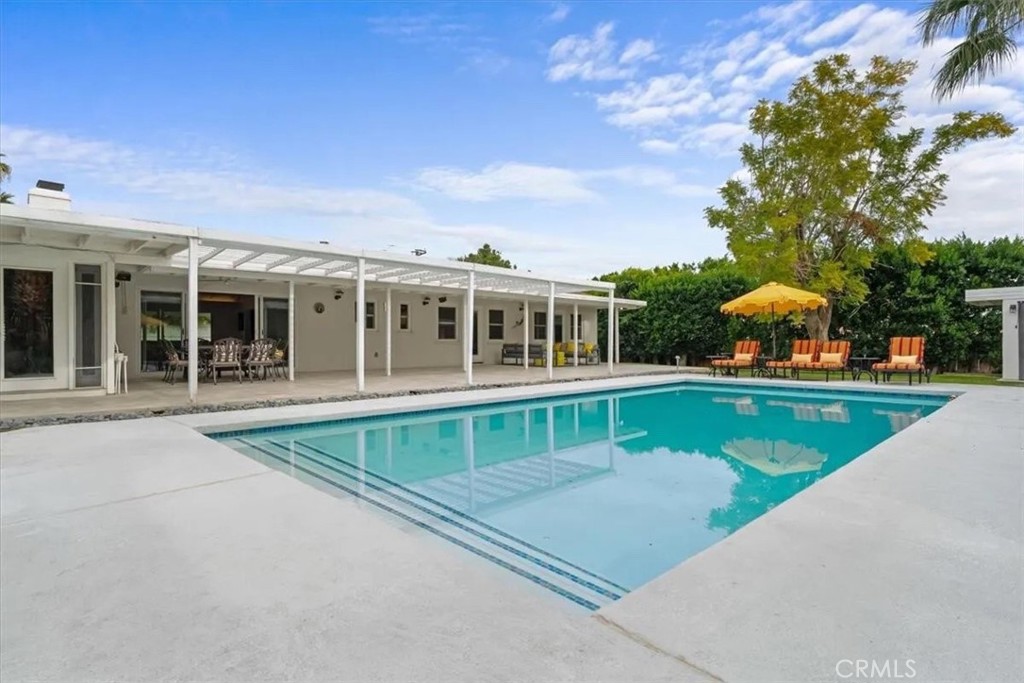 483 W Via Escuela Property Photo 1