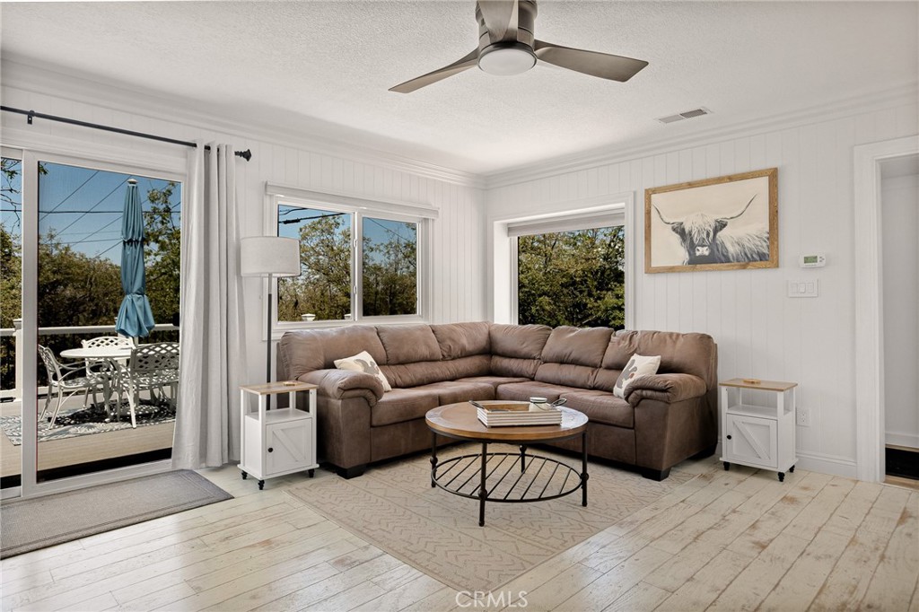 988 Inspiration Drive Property Photo 5