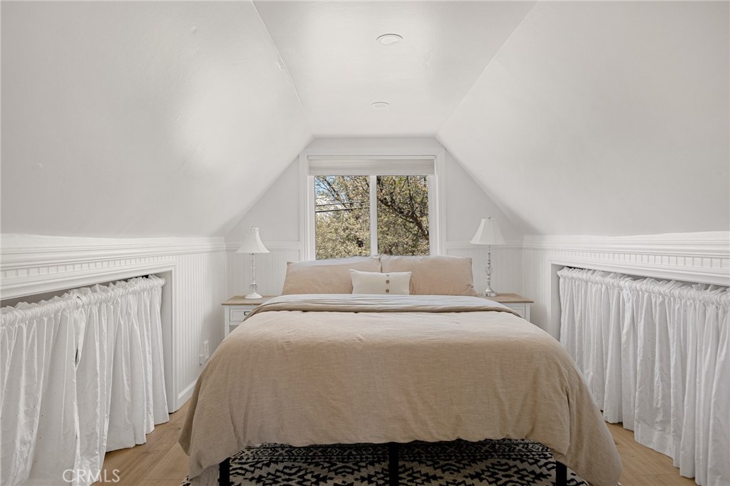 988 Inspiration Drive Property Photo 8
