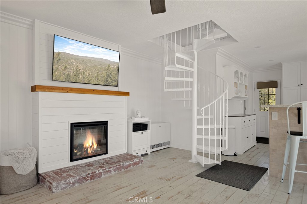 988 Inspiration Drive Property Photo 11