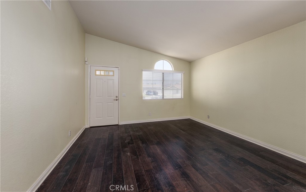 2069 W Fairview Drive Property Photo 3