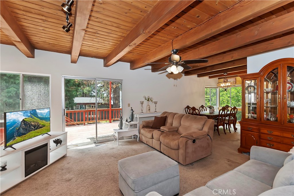 30997 Wild Oak Drive Property Photo 7