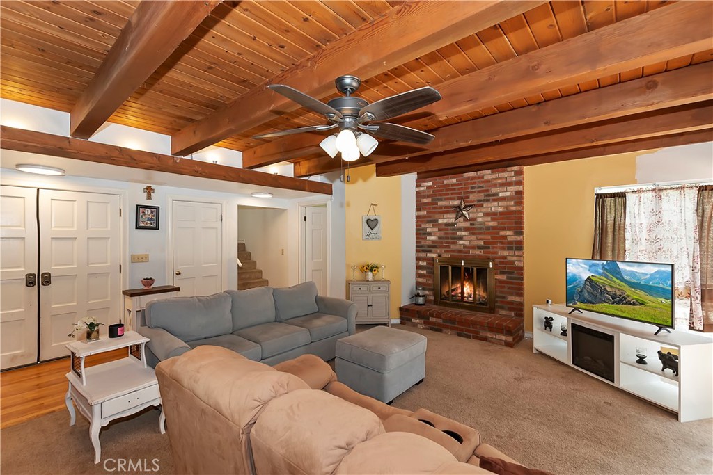 30997 Wild Oak Drive Property Photo 8