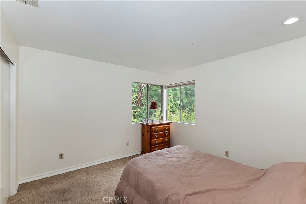 30997 Wild Oak Drive Property Photo 27