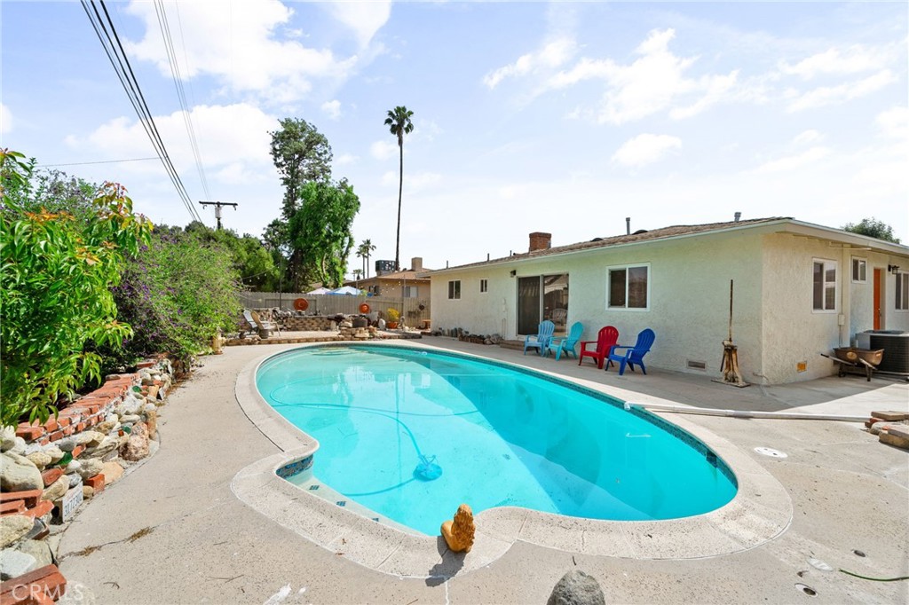 614 Naomi Street Property Photo 19