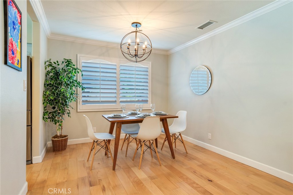 1435 Elizabeth Street Property Photo 7