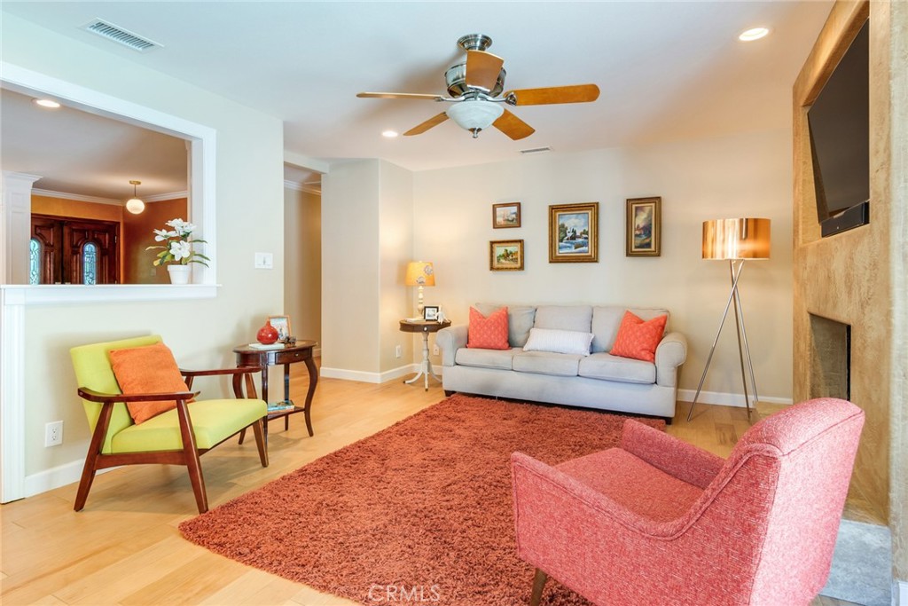 1435 Elizabeth Street Property Photo 9