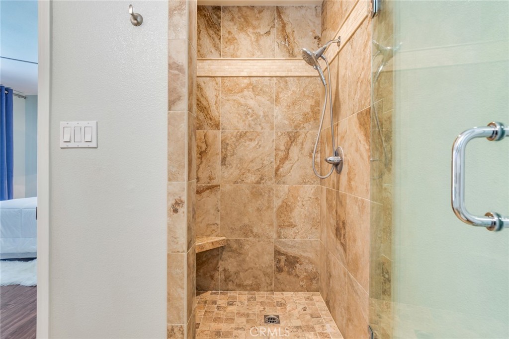 1435 Elizabeth Street Property Photo 21
