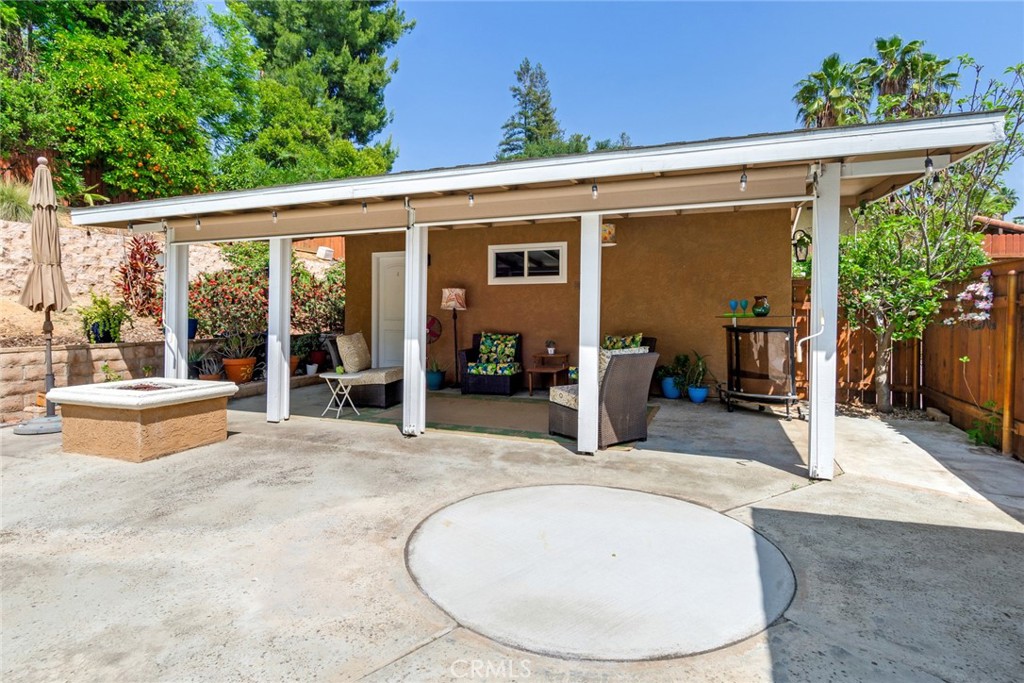 1435 Elizabeth Street Property Photo 25